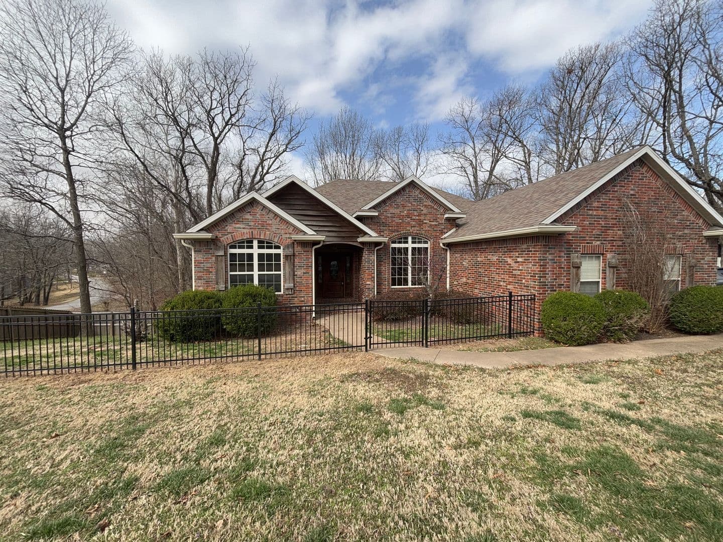 Rogers House: 8763 Apple Glen Street