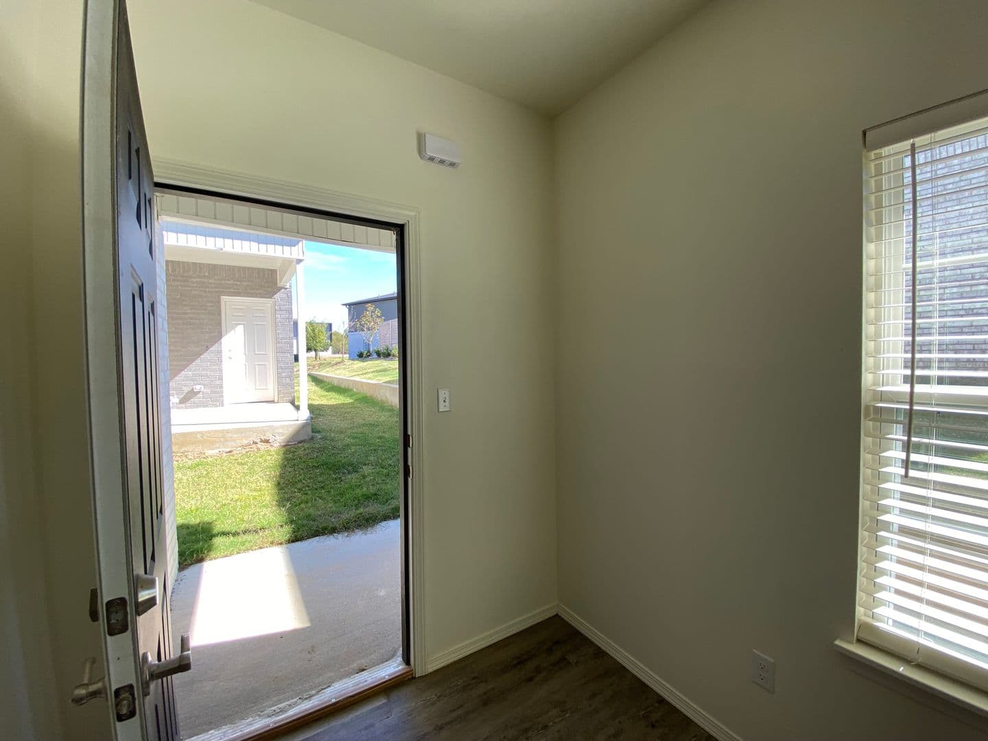 Fayetteville Apartment: 4211 Sante Fe Square