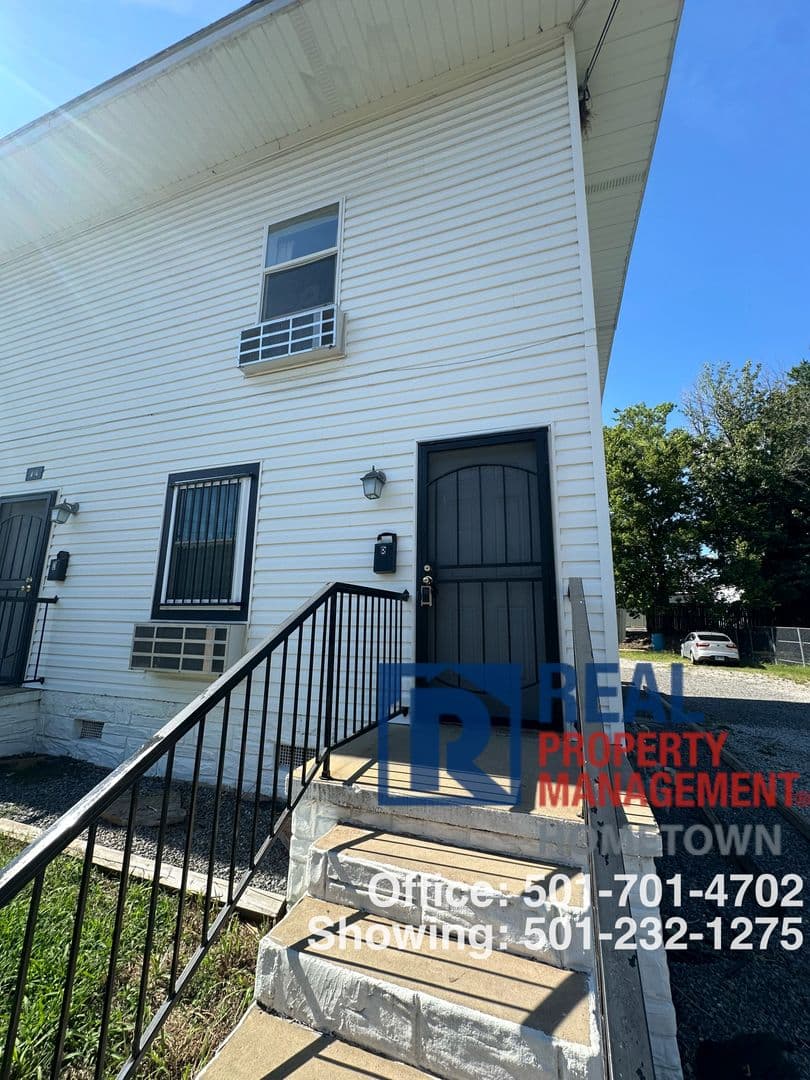 Hot Springs Apartment: 101 Laser Street