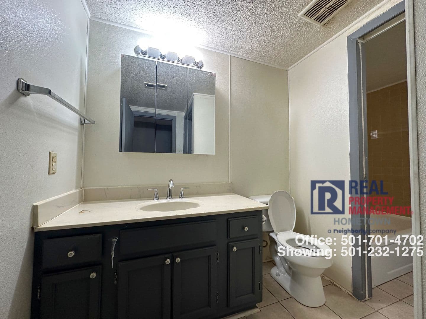Hot Springs Apartment: 407 Ashland Street