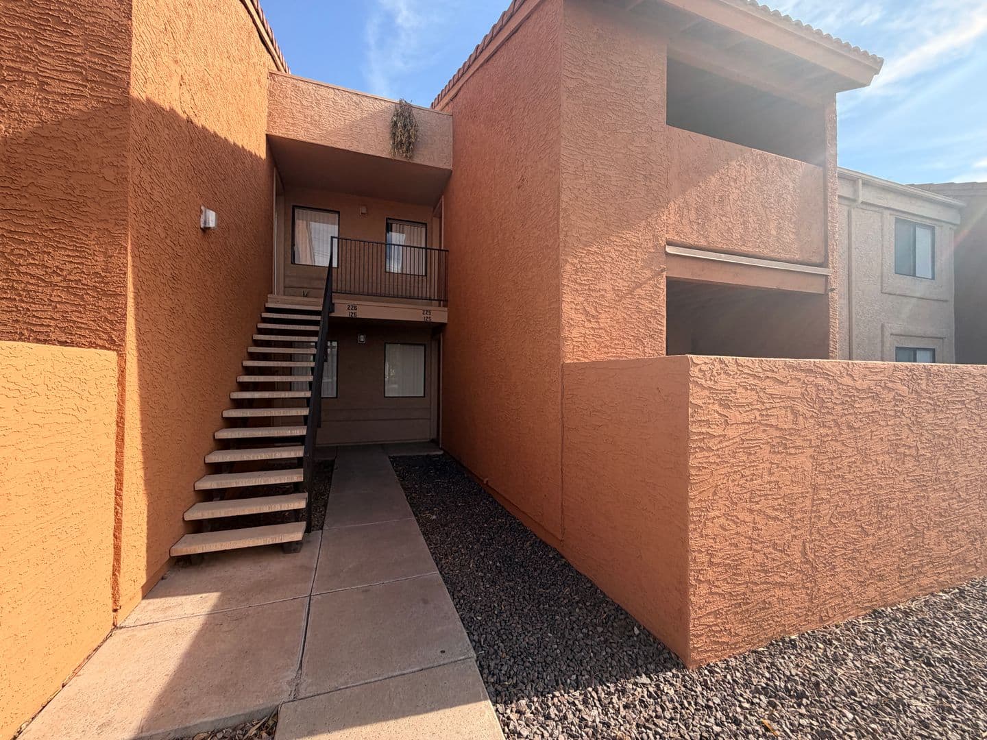 Tempe Apartment: 825 S. River Drive