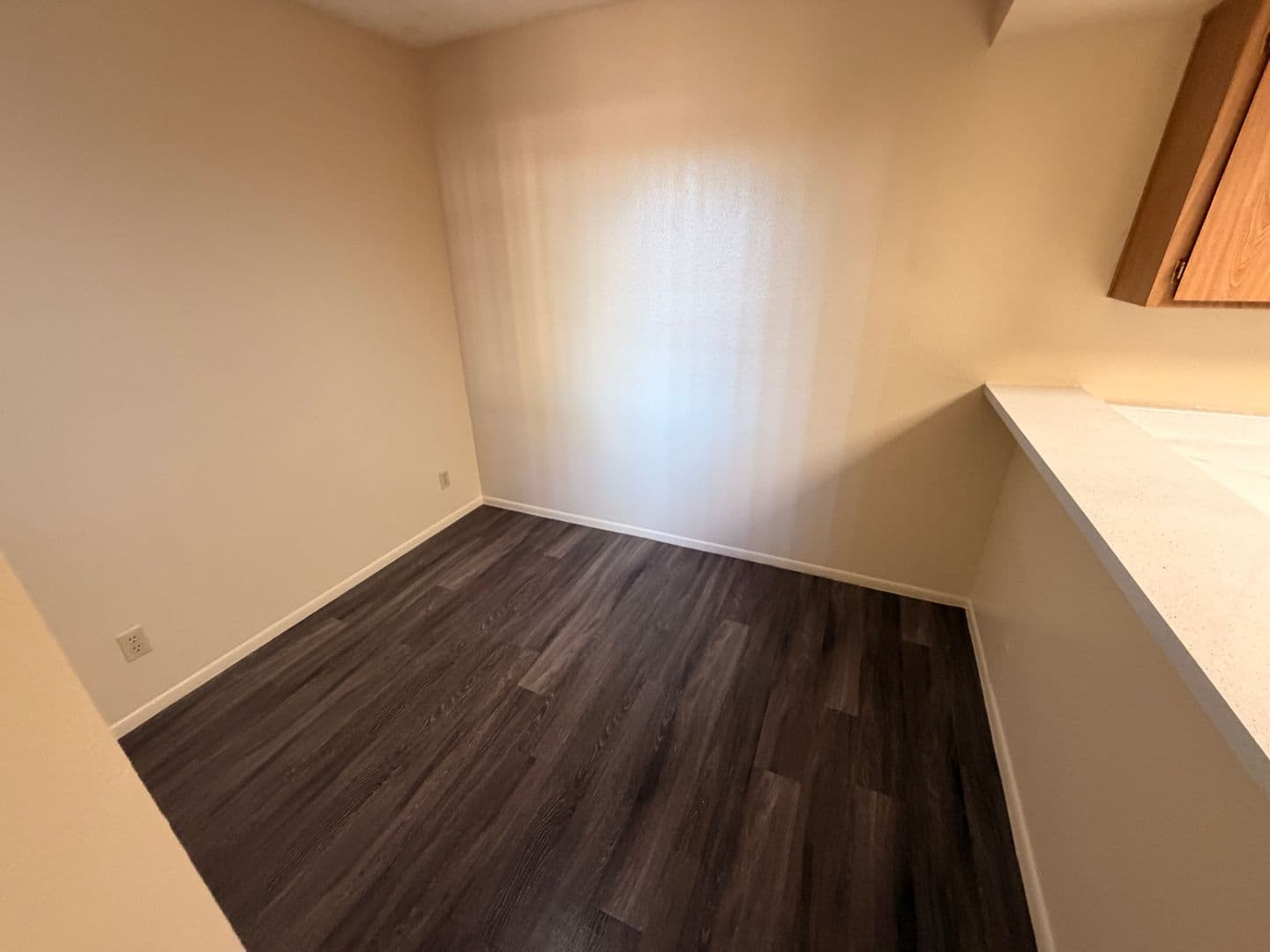 Tempe Apartment: 825 S. River Drive