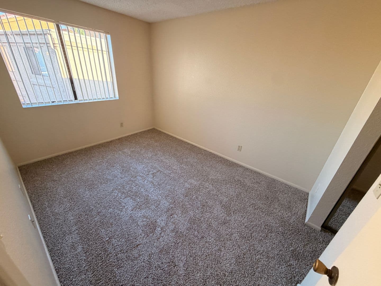 Tempe Apartment: 825 S. River Drive
