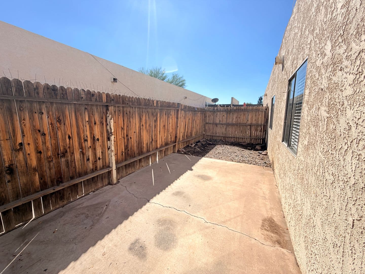 Glendale Apartment: 6527 N 67th Ave