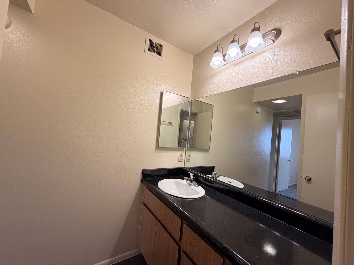 Tempe Apartment: 825 S. River Drive
