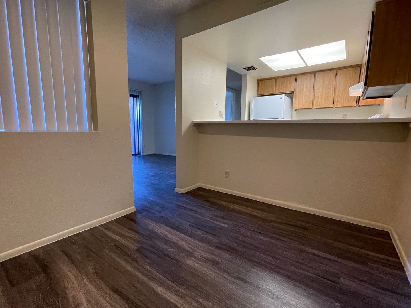 Tempe Apartment: 825 S. River Drive