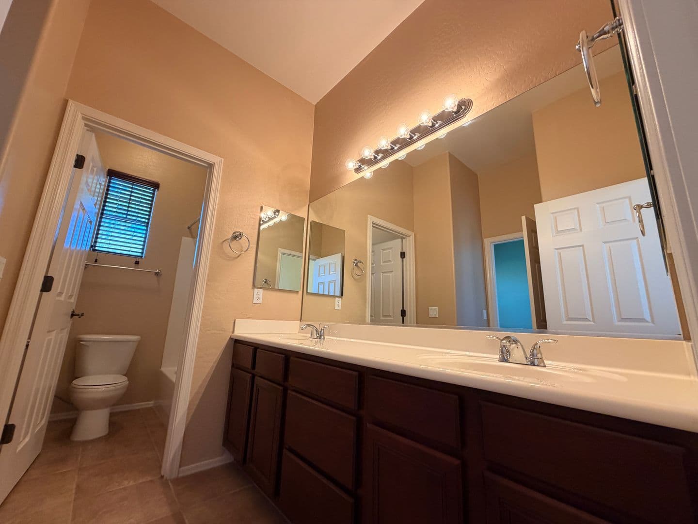 Phoenix House: 32613 N 23rd Lane