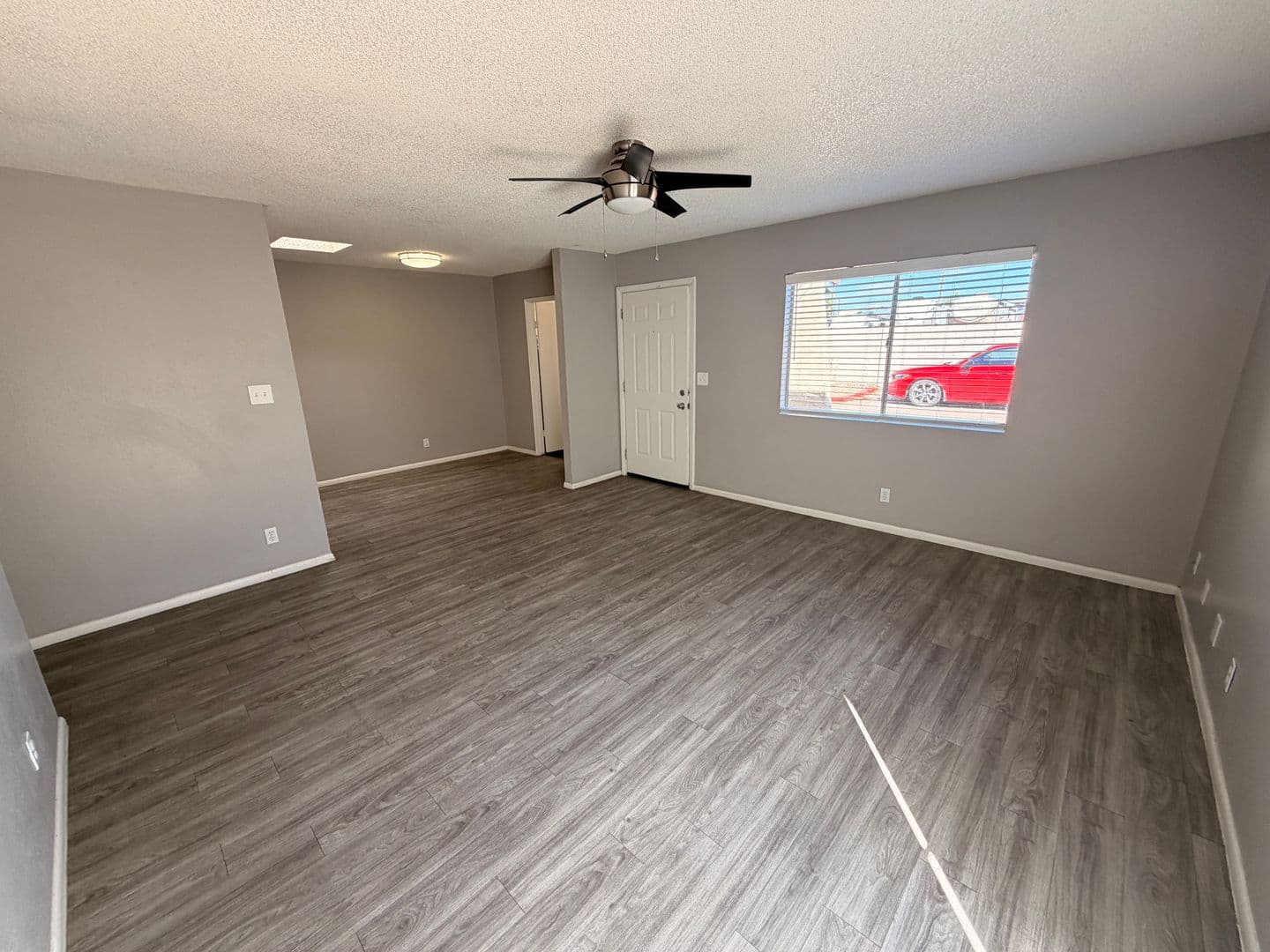 Glendale Apartment: 6527 N 67th Ave