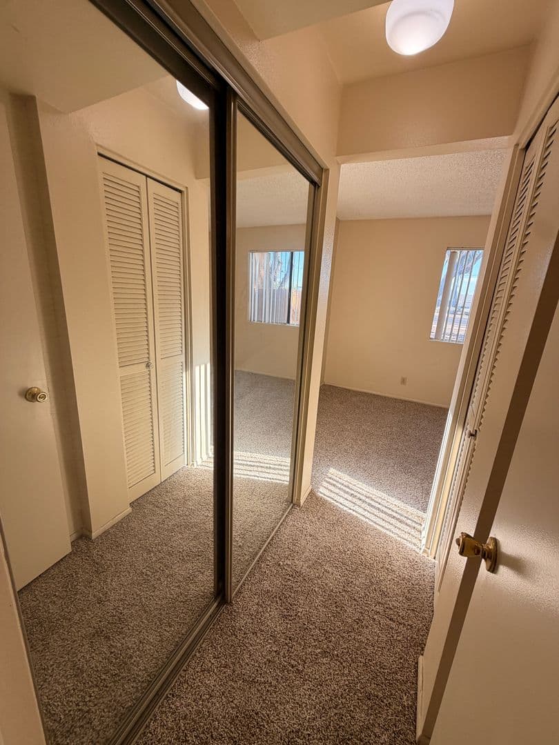 Tempe Apartment: 825 S. River Drive