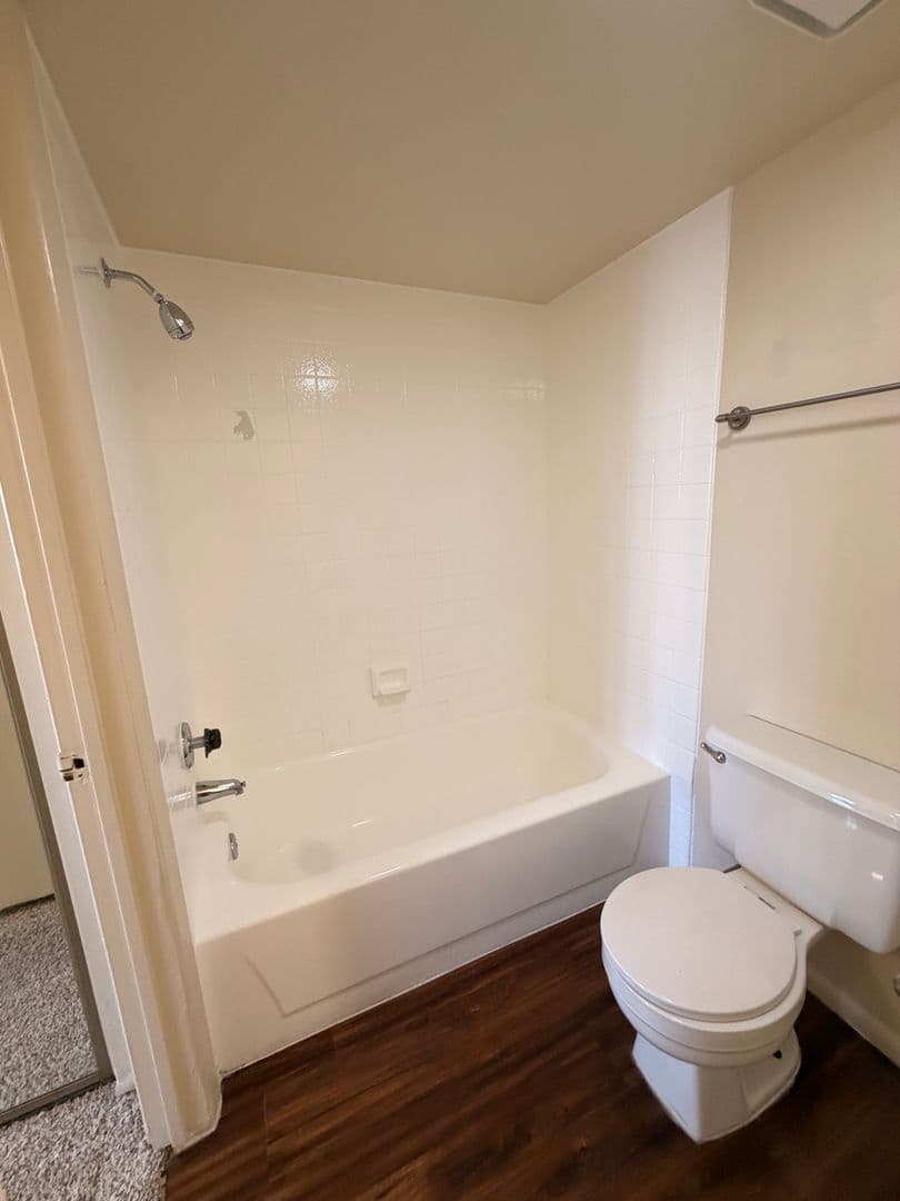 Tempe Apartment: 825 S. River Drive