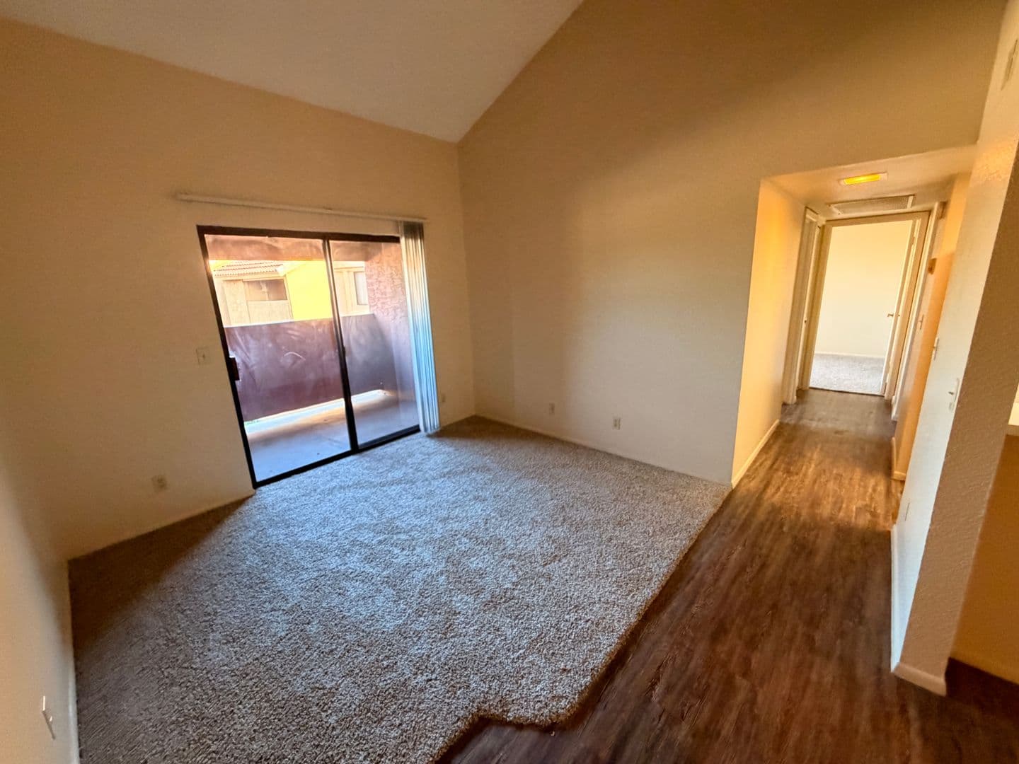 Tempe Apartment: 825 S. River Drive