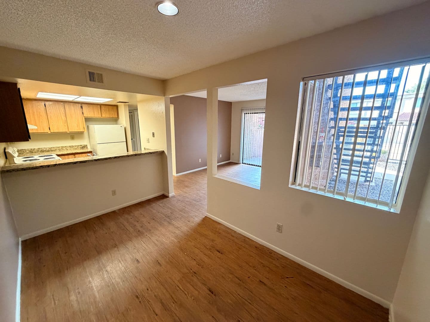 Tempe Apartment: 825 S. River Drive