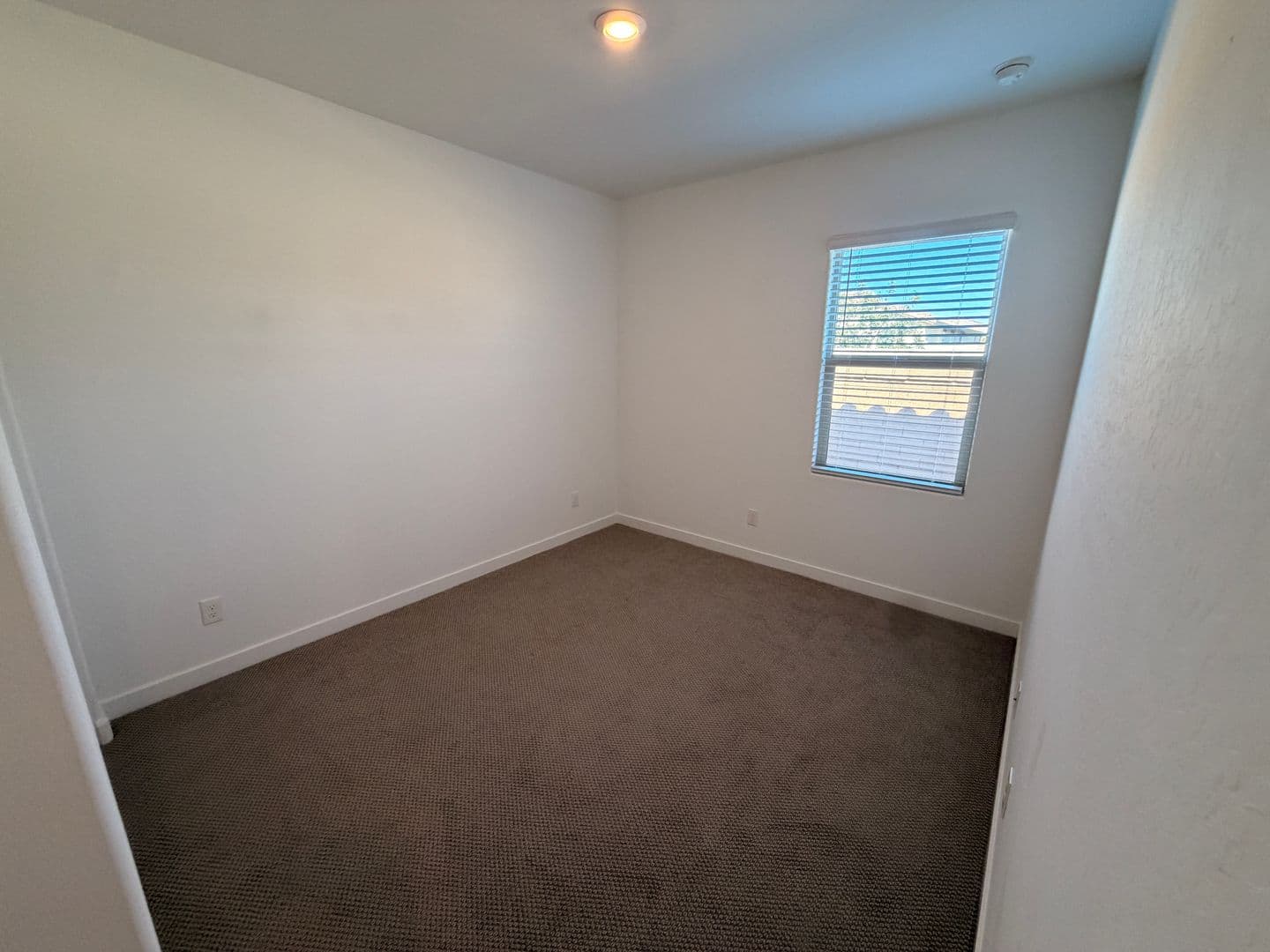 Surprise House: 12821 N 145th Ln