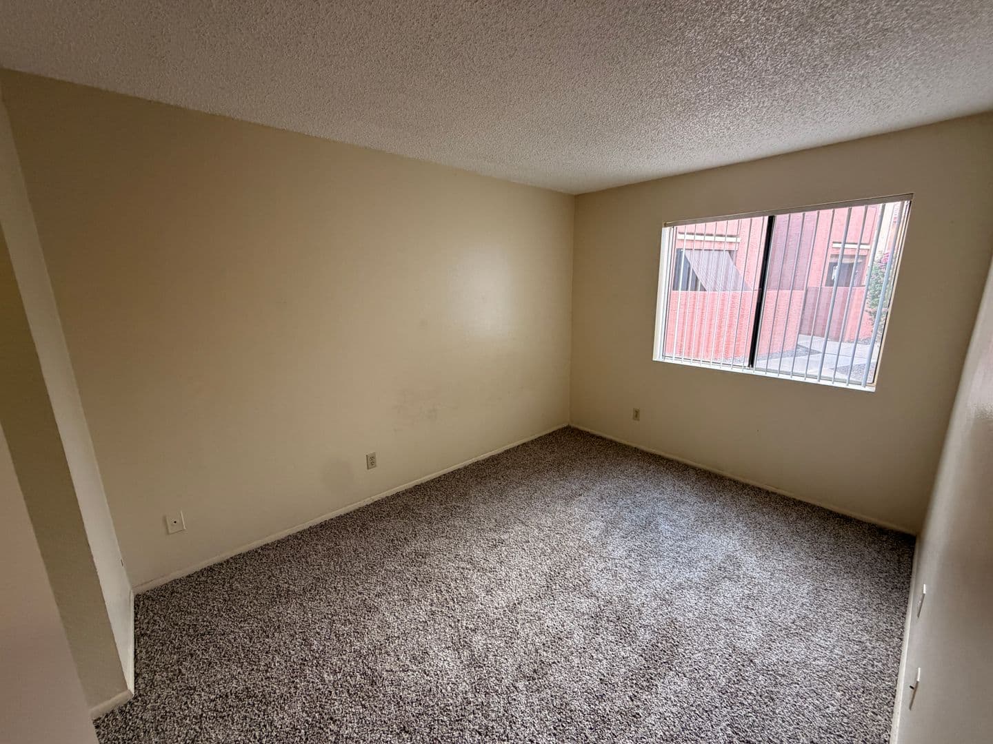 Tempe Apartment: 825 S. River Drive