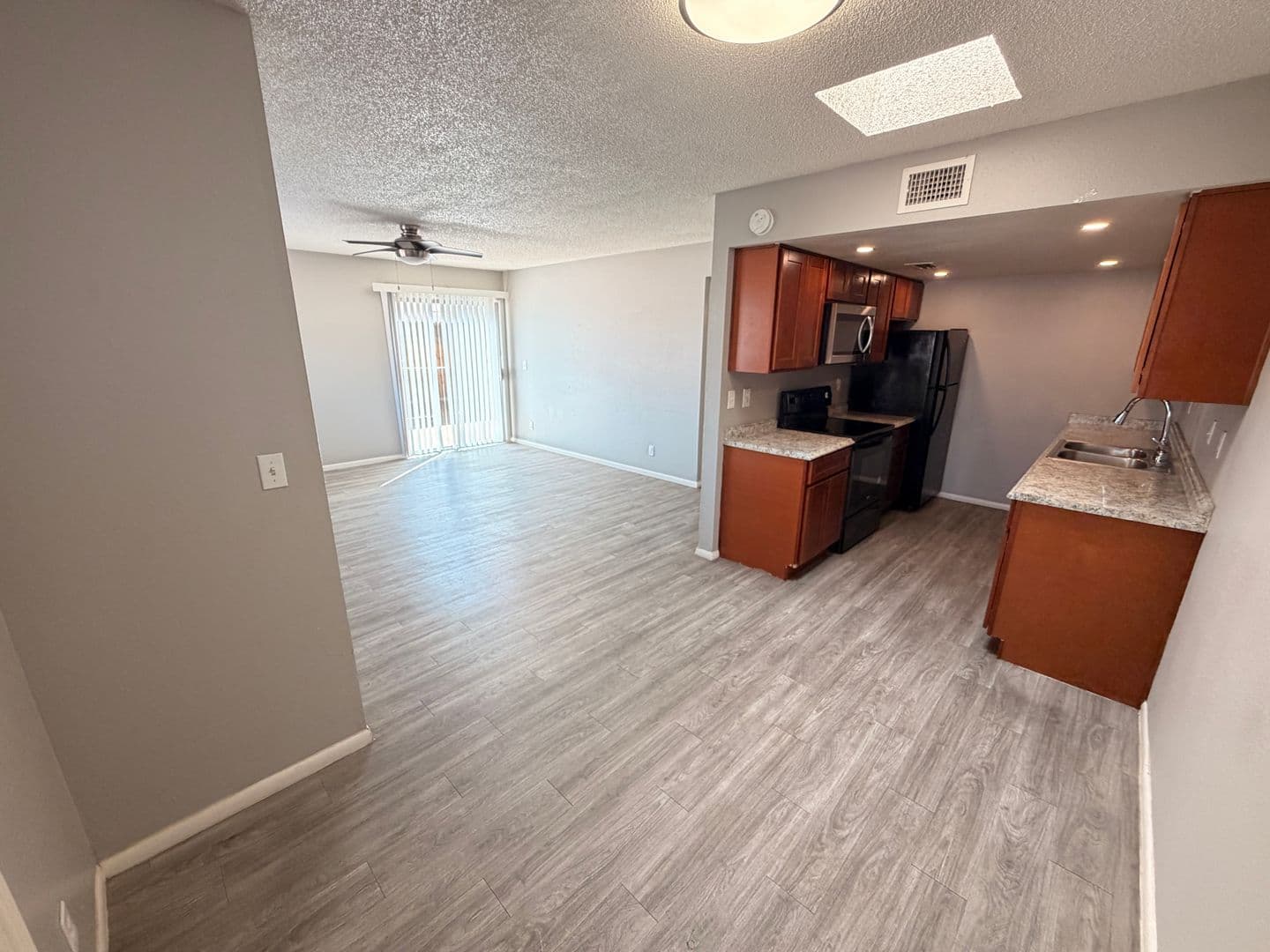 Glendale Apartment: 6527 N 67th Ave