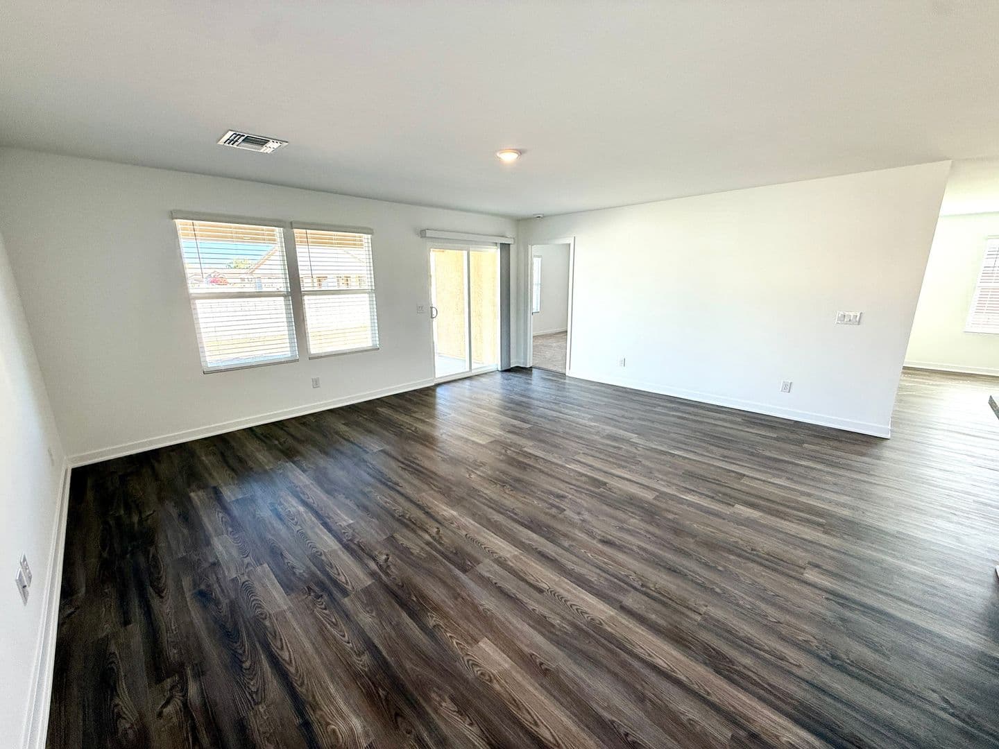 Fort Mohave House: 1976 Fairway Pl.