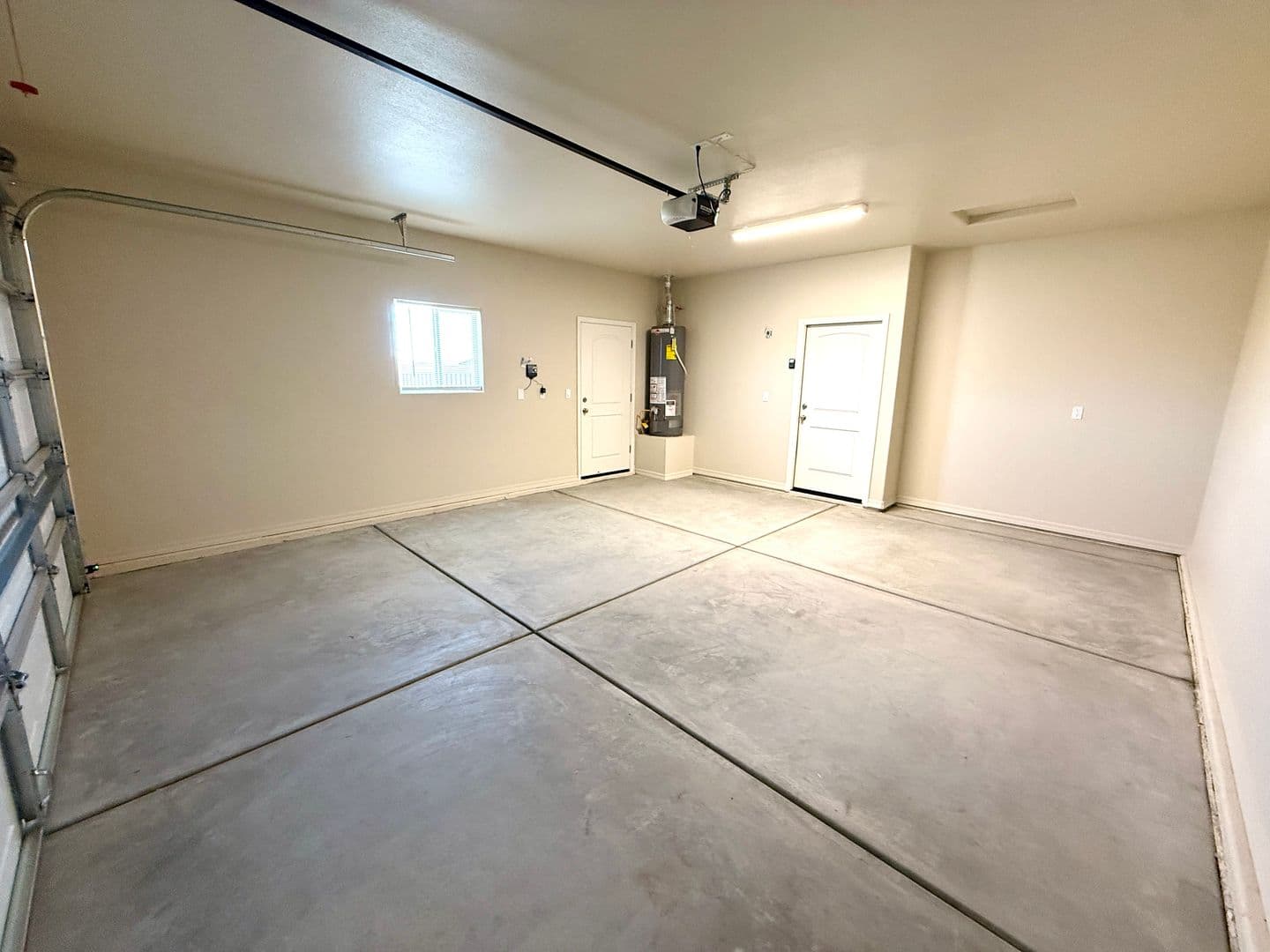 Kingman House: 3572 Charleston Loop