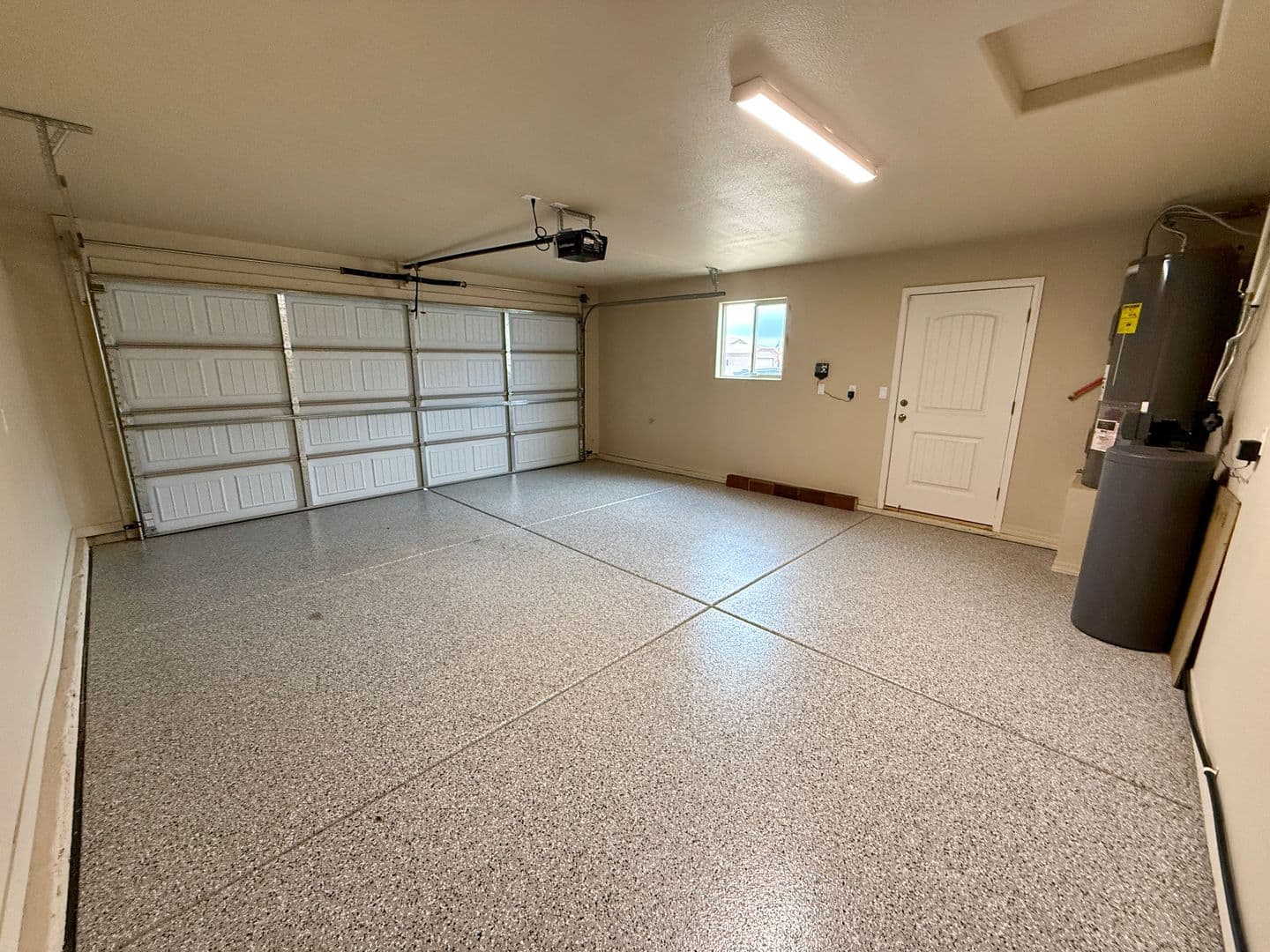 Kingman House: 2650 E. Estrella Vista