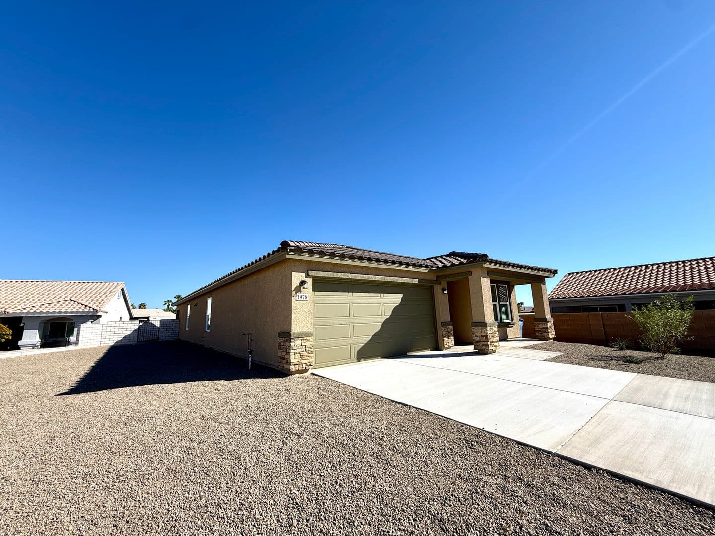 Fort Mohave House: 1976 Fairway Pl.