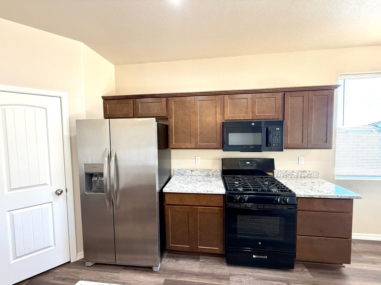 Kingman House: 3572 Charleston Loop