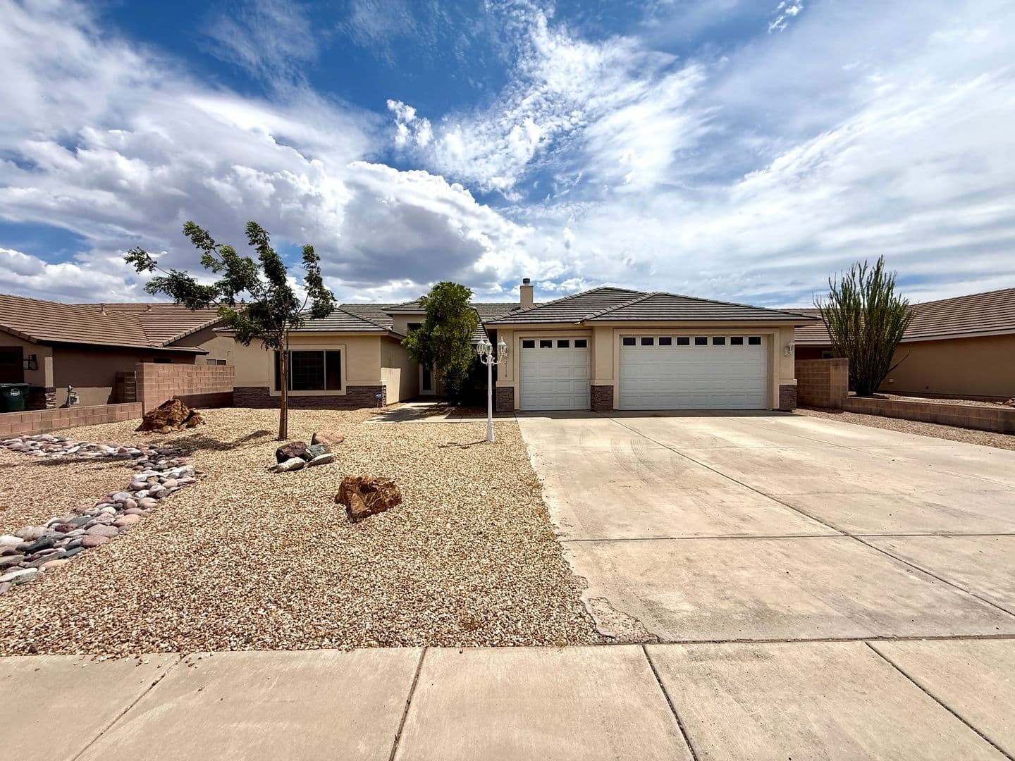 Kingman House: 2116 Roy Rogers Way