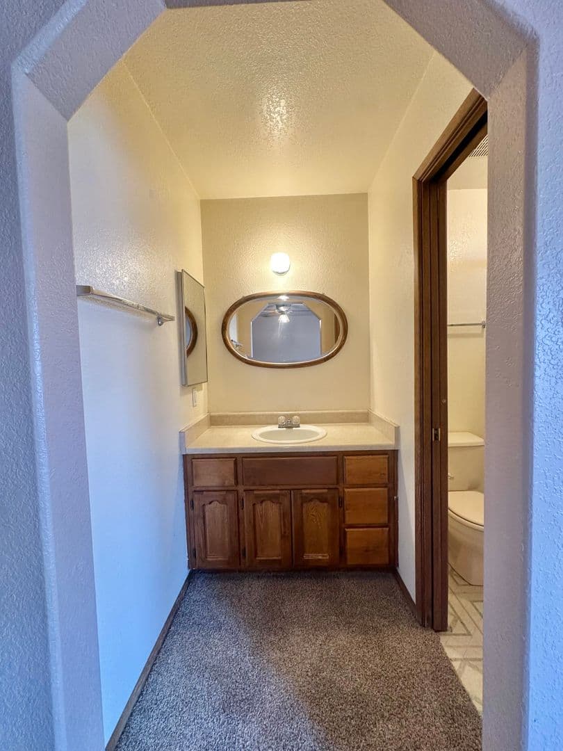 Kingman House: 3550 N. Verdugo Rd.