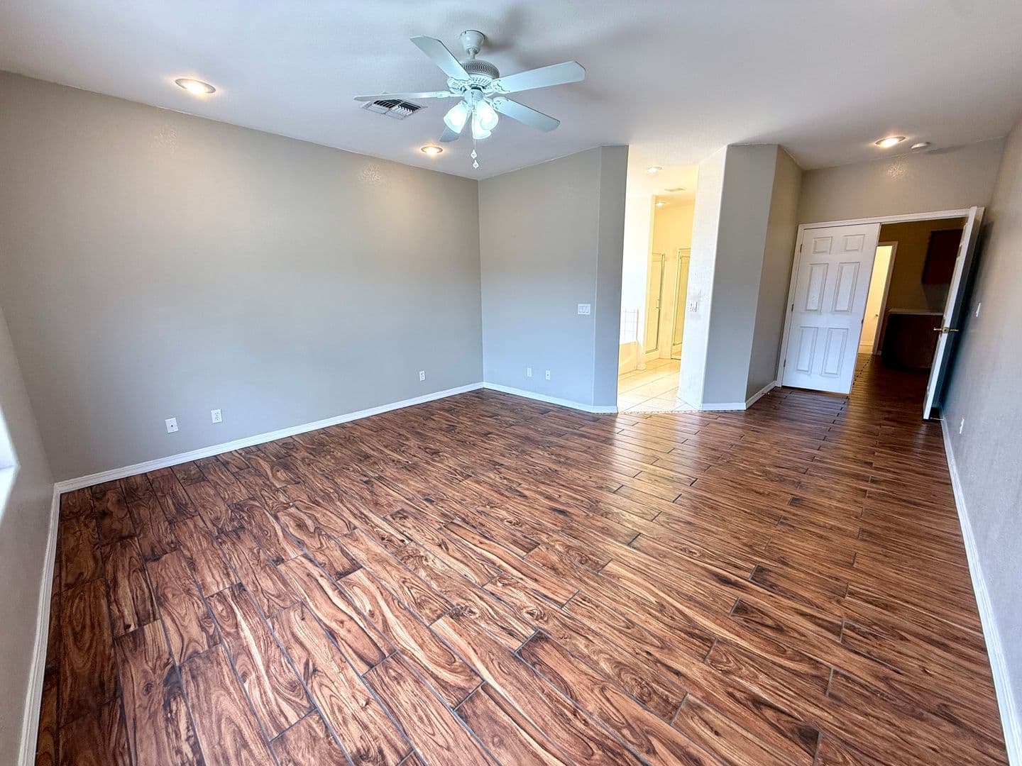 Kingman House: 2116 Roy Rogers Way