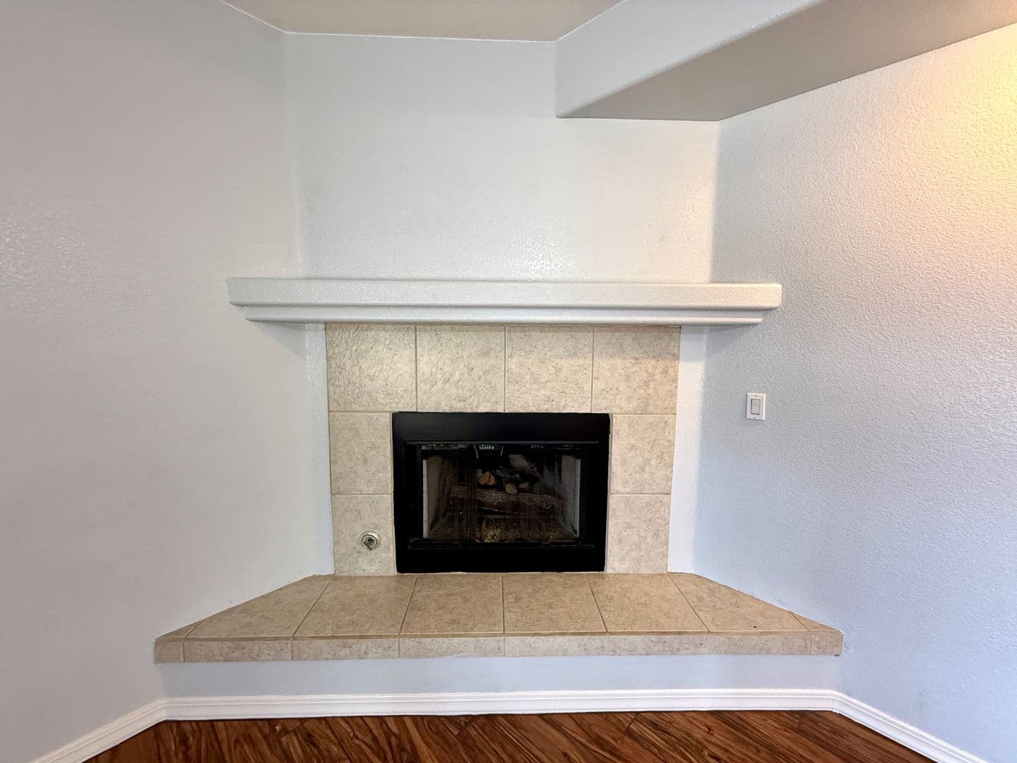 Kingman House: 2116 Roy Rogers Way