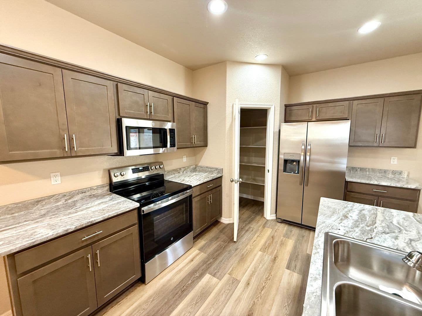 Kingman House: 3774 Meadowbrook Ln.