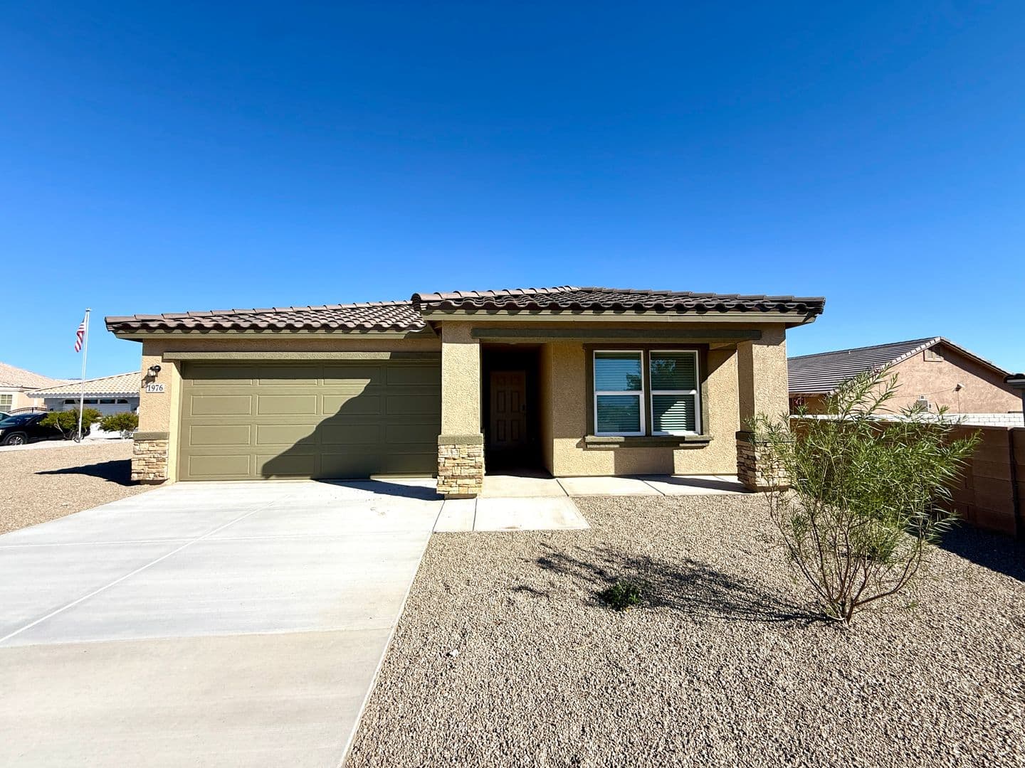 Fort Mohave House: 1976 Fairway Pl.