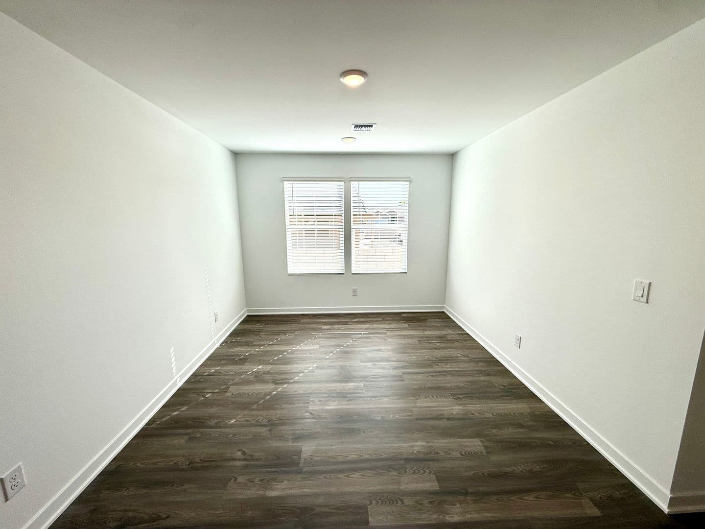 Fort Mohave House: 1976 Fairway Pl.