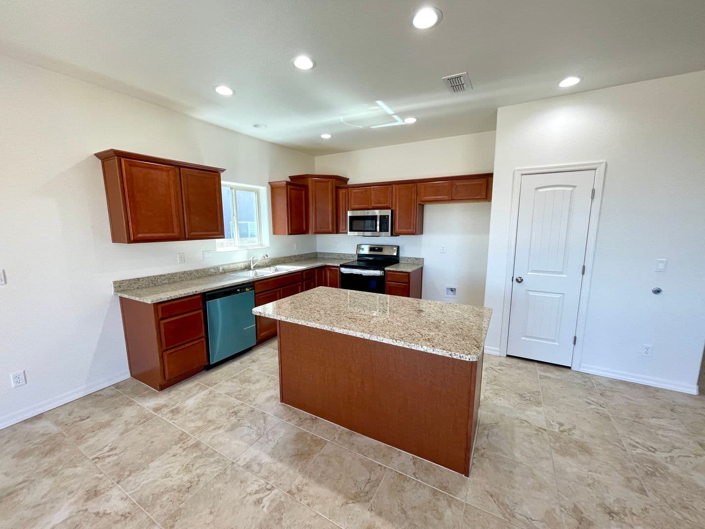 Kingman House: 5558 Eagle View Rd.