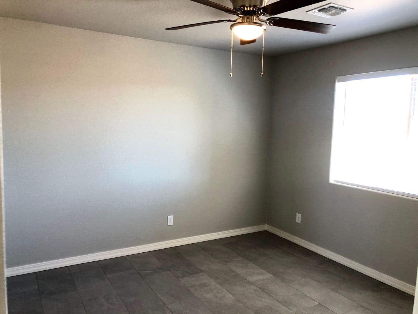Kingman House: 3303 E Devlin Ave