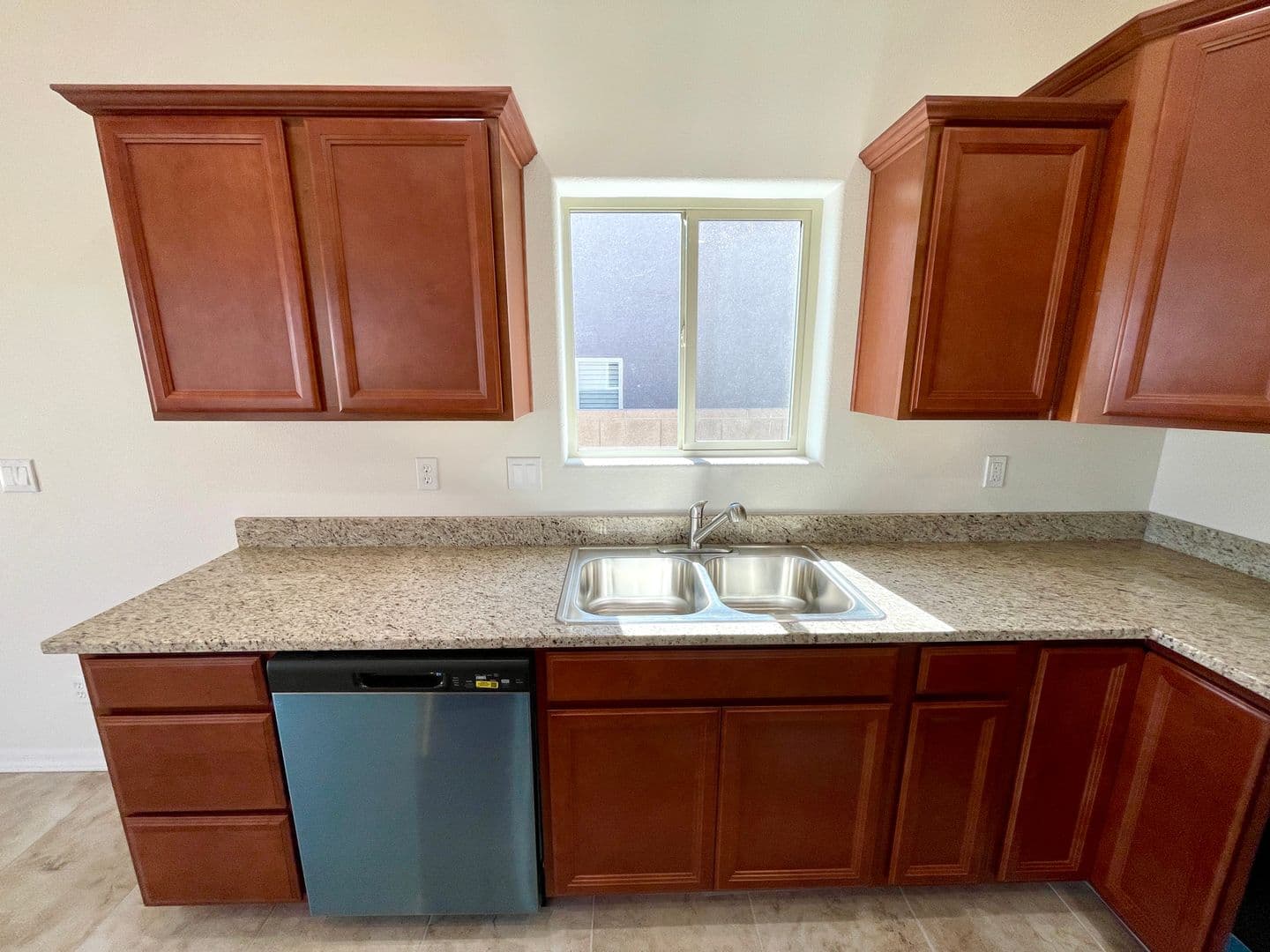 Kingman House: 5558 Eagle View Rd.