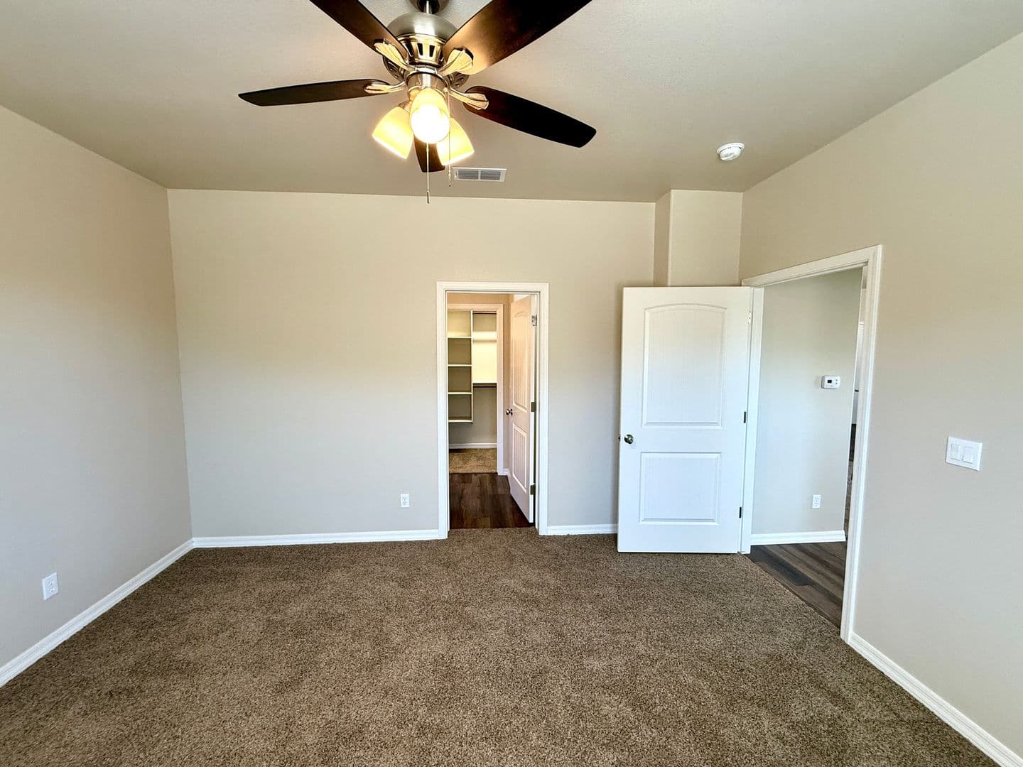 Kingman House: 3572 Charleston Loop