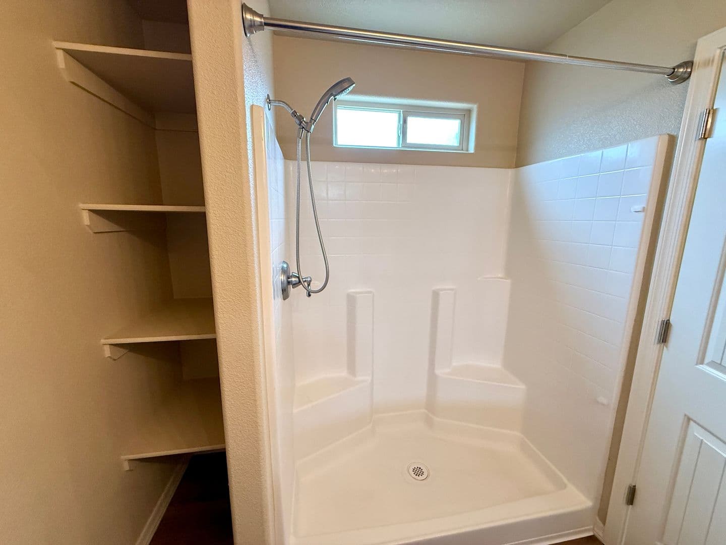 Kingman House: 2650 E. Estrella Vista