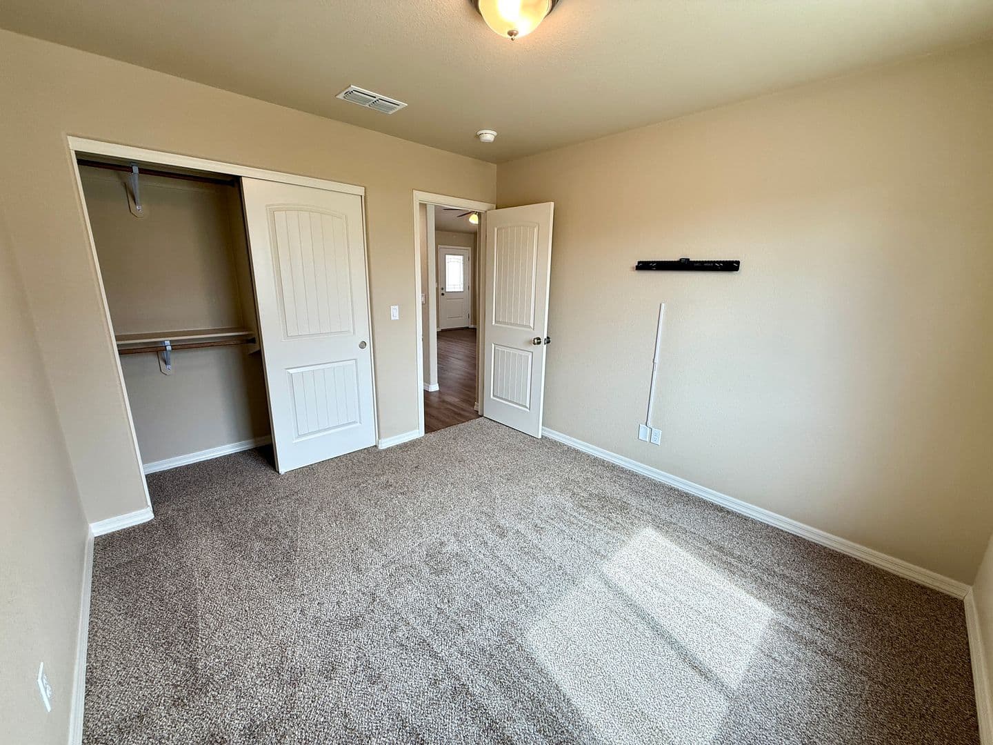 Kingman House: 2650 E. Estrella Vista