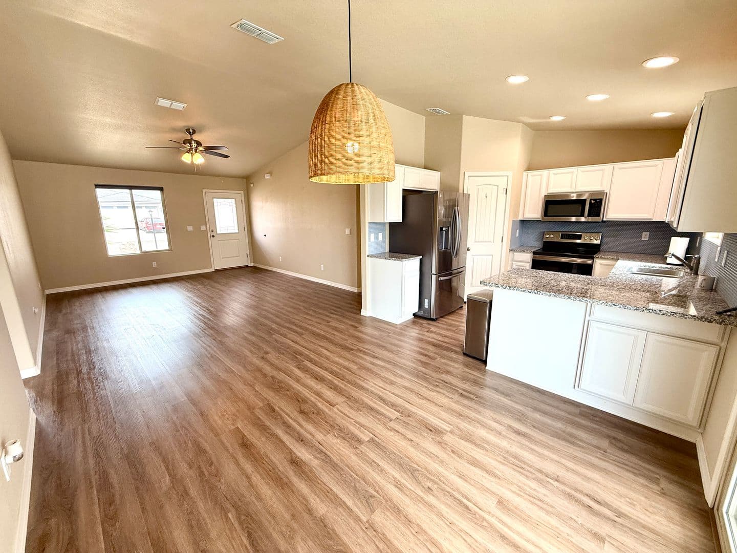 Kingman House: 2650 E. Estrella Vista