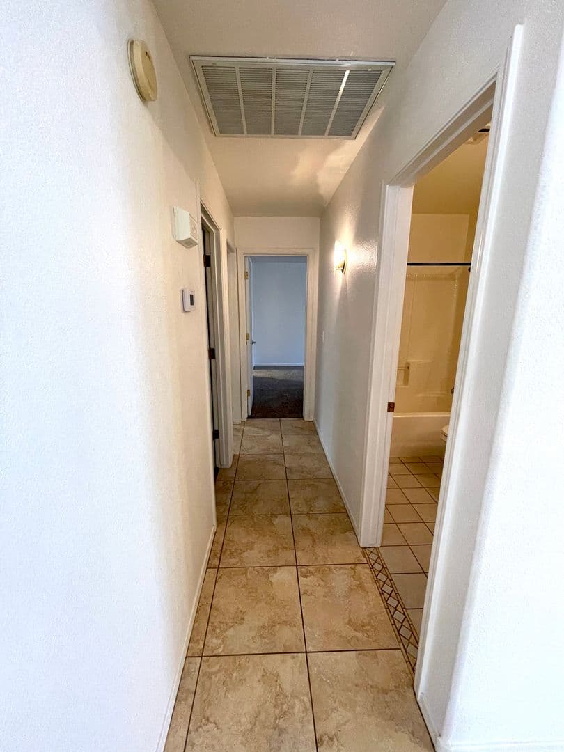 Kingman House: 2021 Chambers Ave.