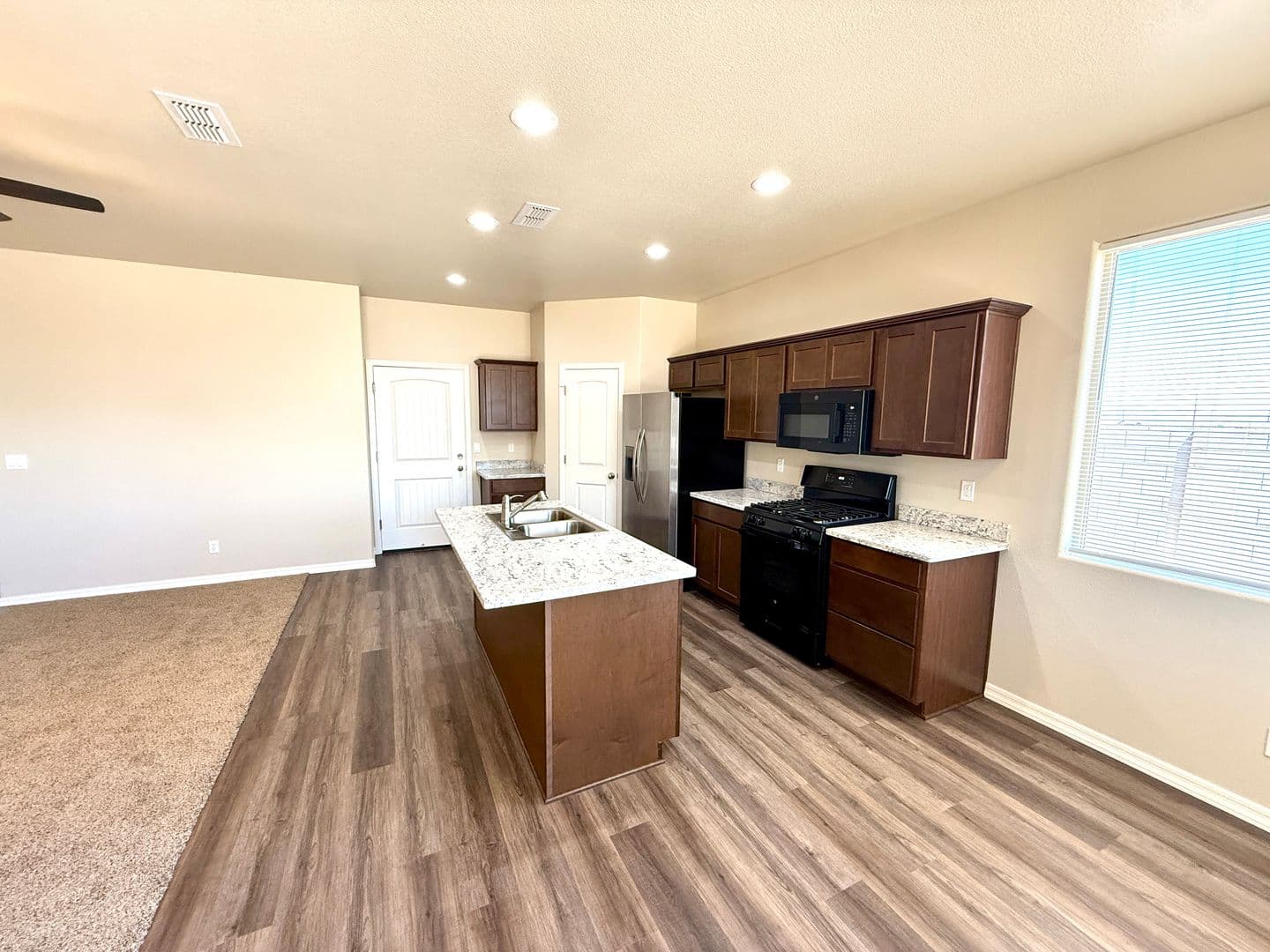 Kingman House: 3572 Charleston Loop