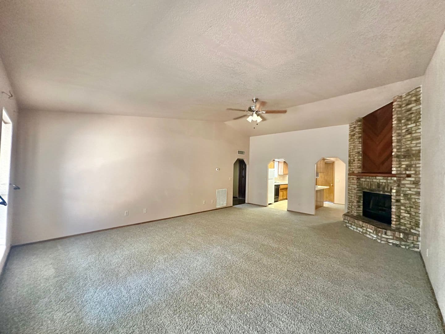 Kingman House: 3550 N. Verdugo Rd.