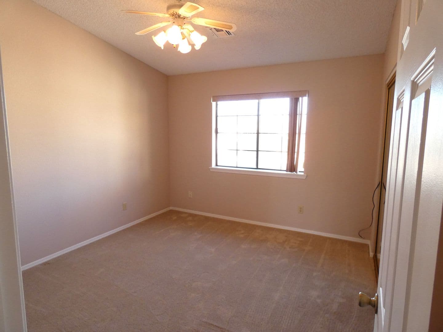 Bullhead City House: 3444 Sundial Dr.
