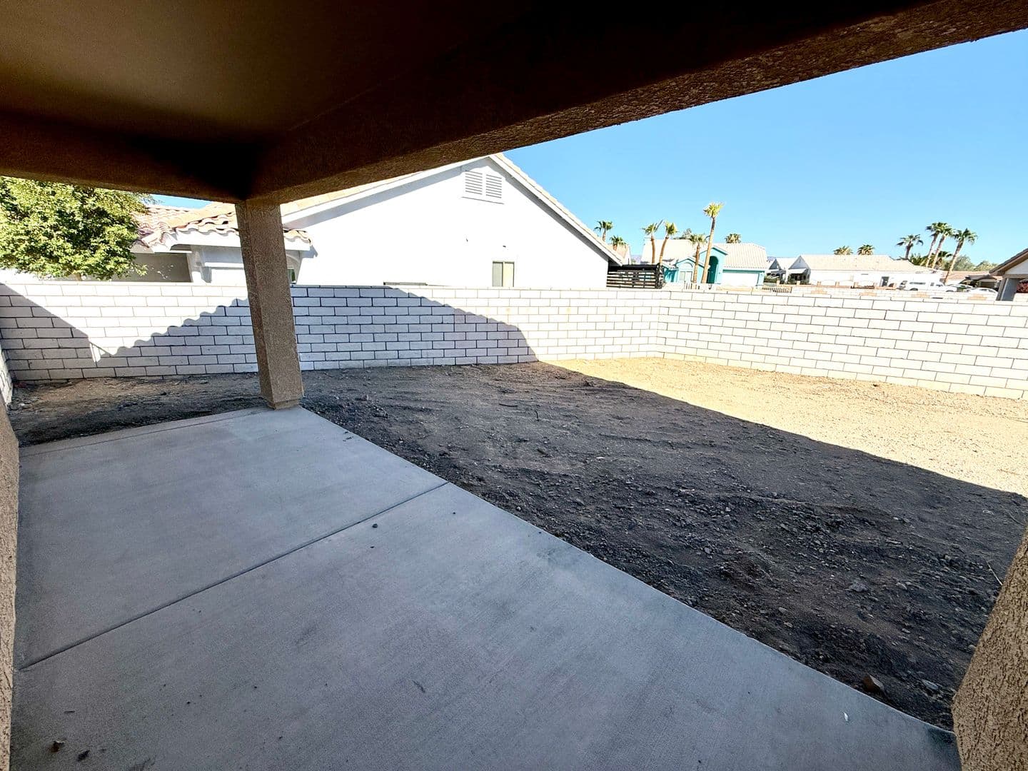 Fort Mohave House: 1976 Fairway Pl.