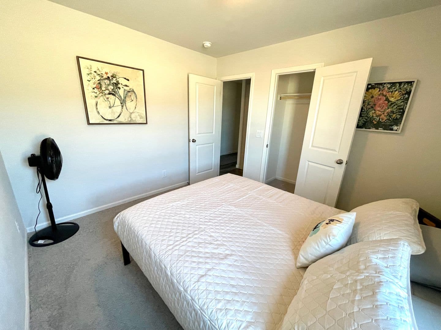 Bullhead City House: 564 Holly St.