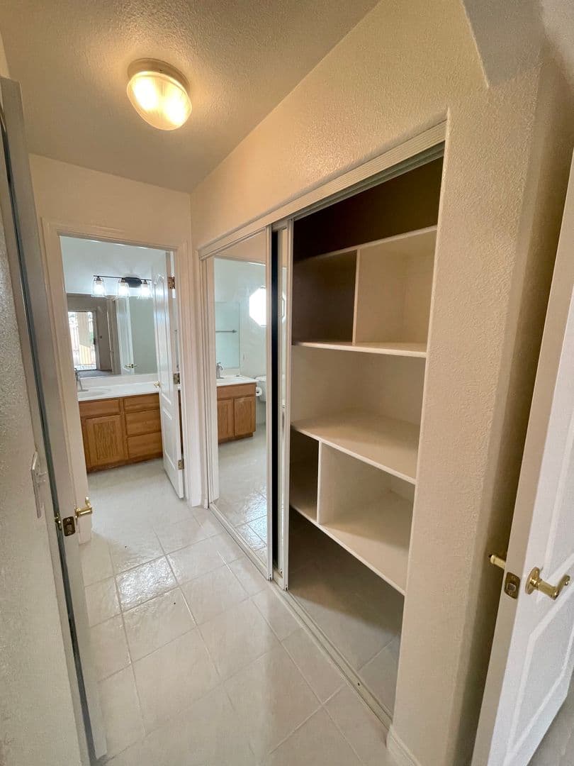 Kingman House: 3949 E. Nicole Ave.