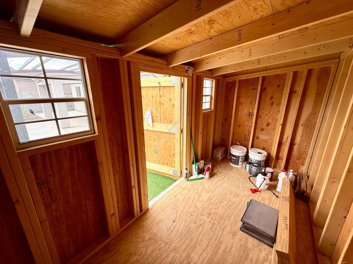 Kingman House: 2650 E. Estrella Vista