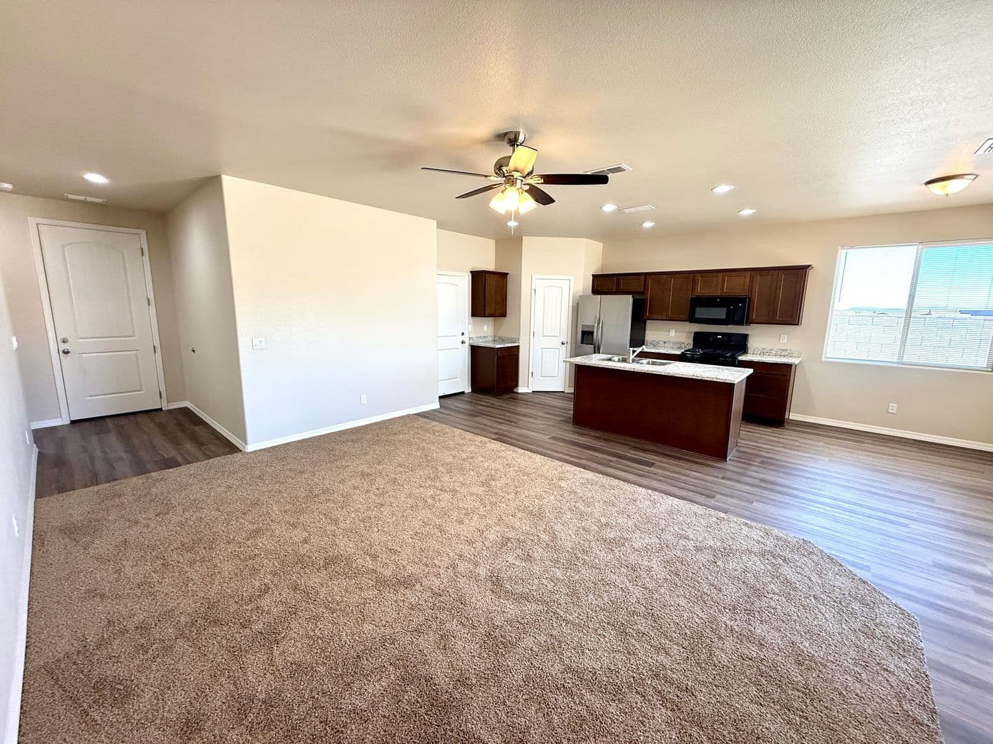 Kingman House: 3572 Charleston Loop