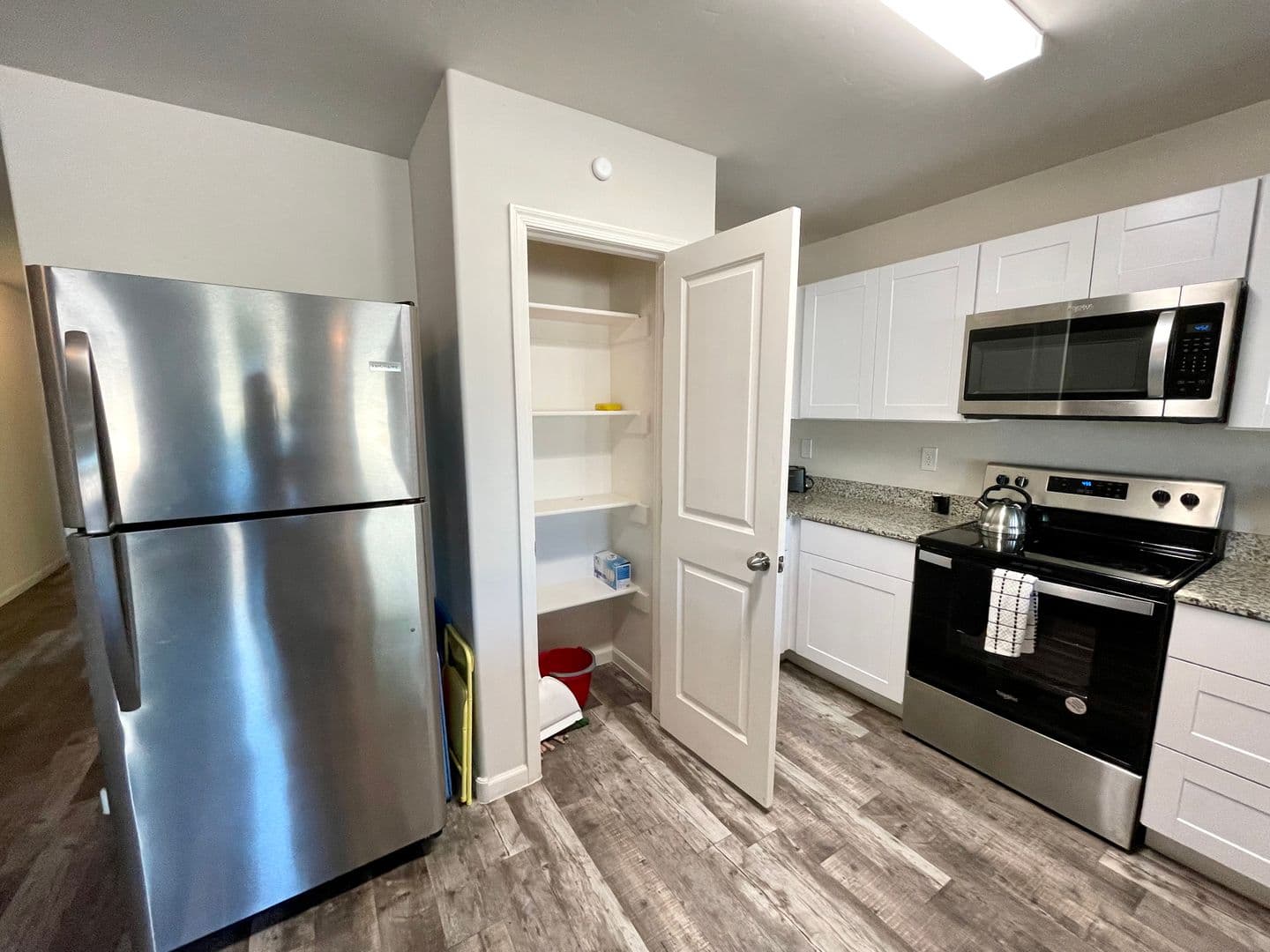 Bullhead City House: 564 Holly St.