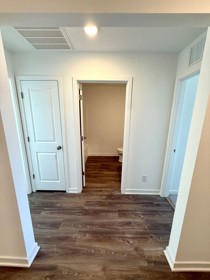 Fort Mohave House: 1976 Fairway Pl.