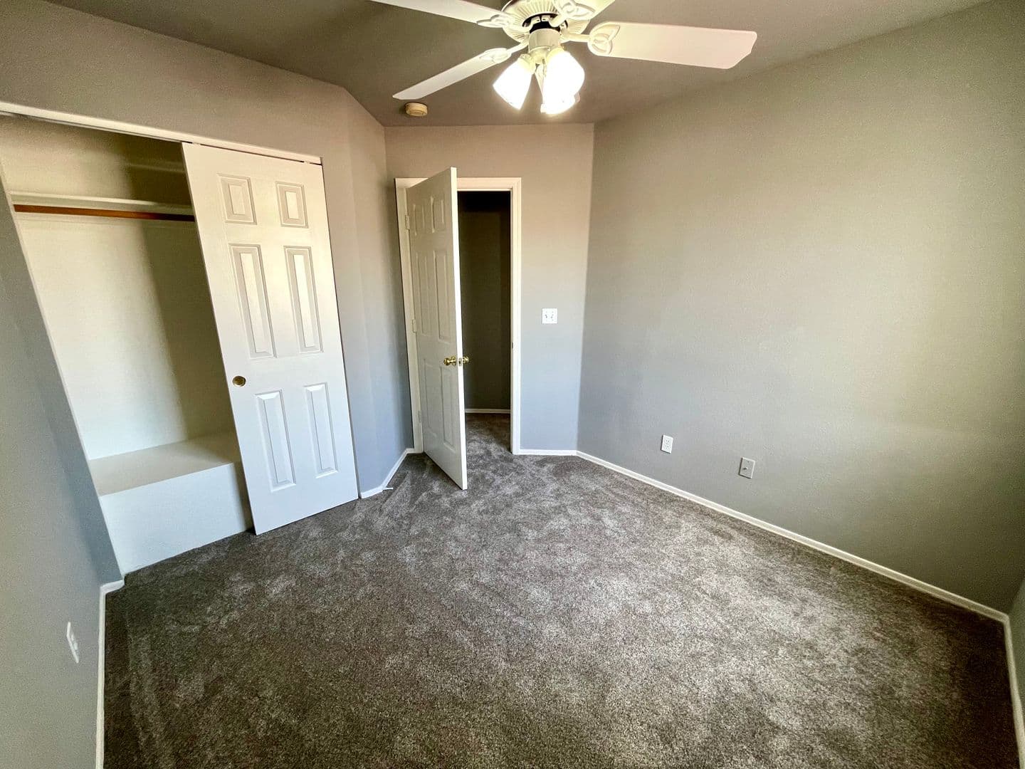 Bullhead City House: 3448 Sun River Rd. #4